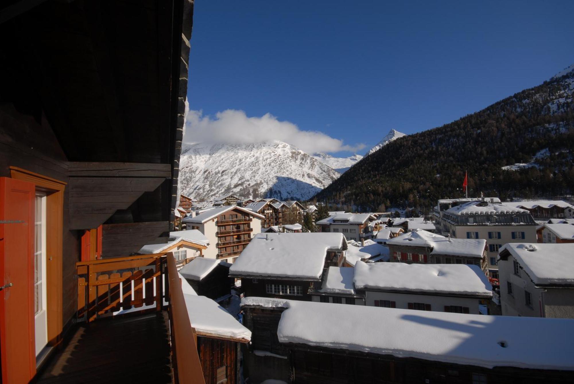 Chalet Alpenruh Saas Fee Oda fotoğraf