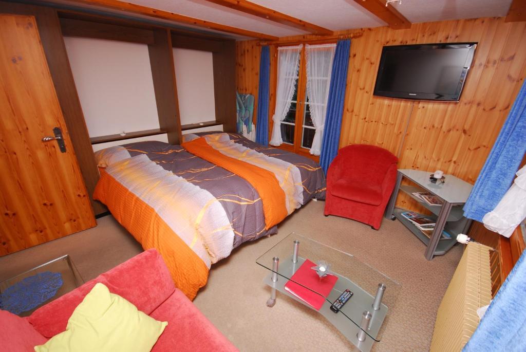 Chalet Alpenruh Saas Fee Oda fotoğraf